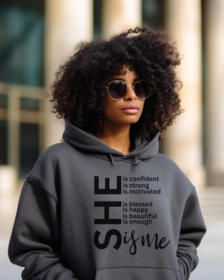 (Black)She Is Me Long Sleeves Hoodie