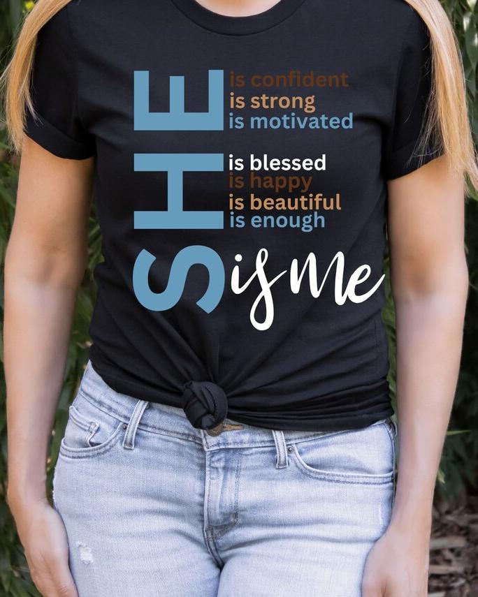 (Blue White)She Is Me Short Sleeve T Shirt